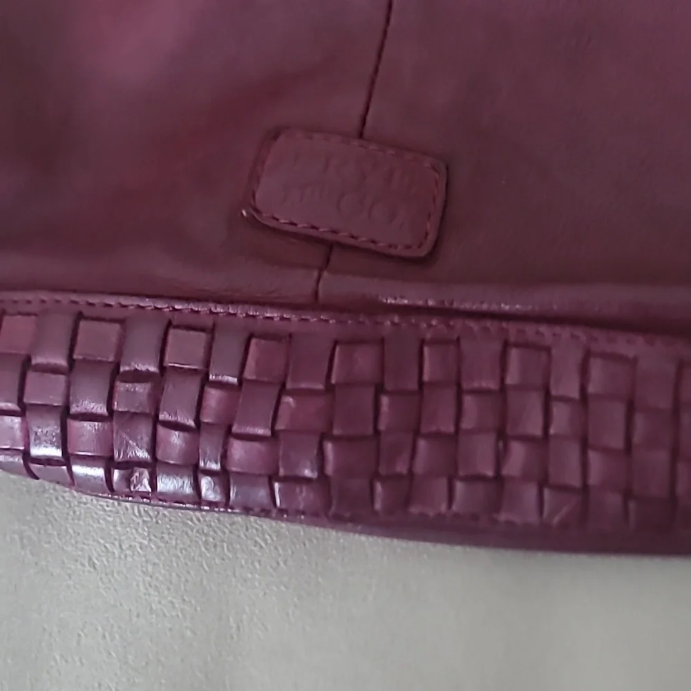 Frye and Co. Greta hobo bag in Berry